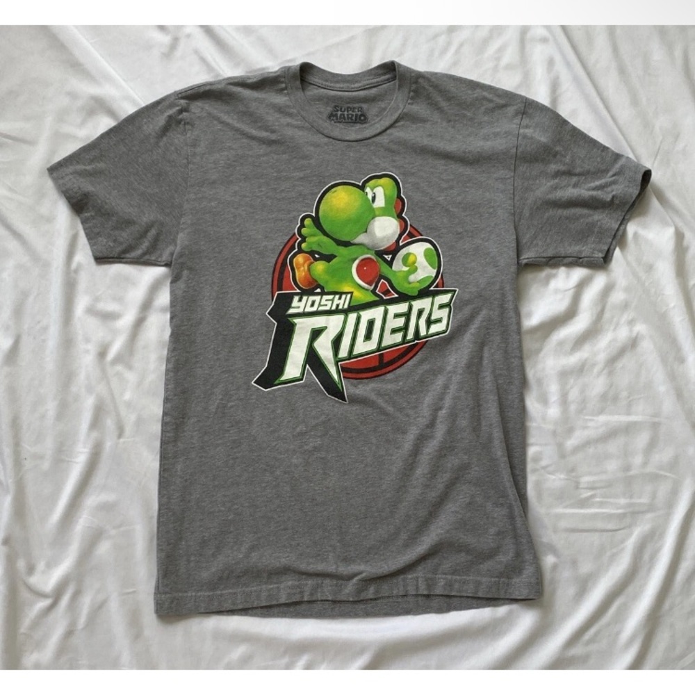 Super Mario Bros. Yoshi Riders Men’s Medium M Gray T-shirt